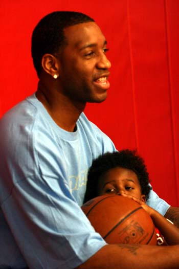 印尼国家队官方：后卫阿马特缺席客战中国的世预赛